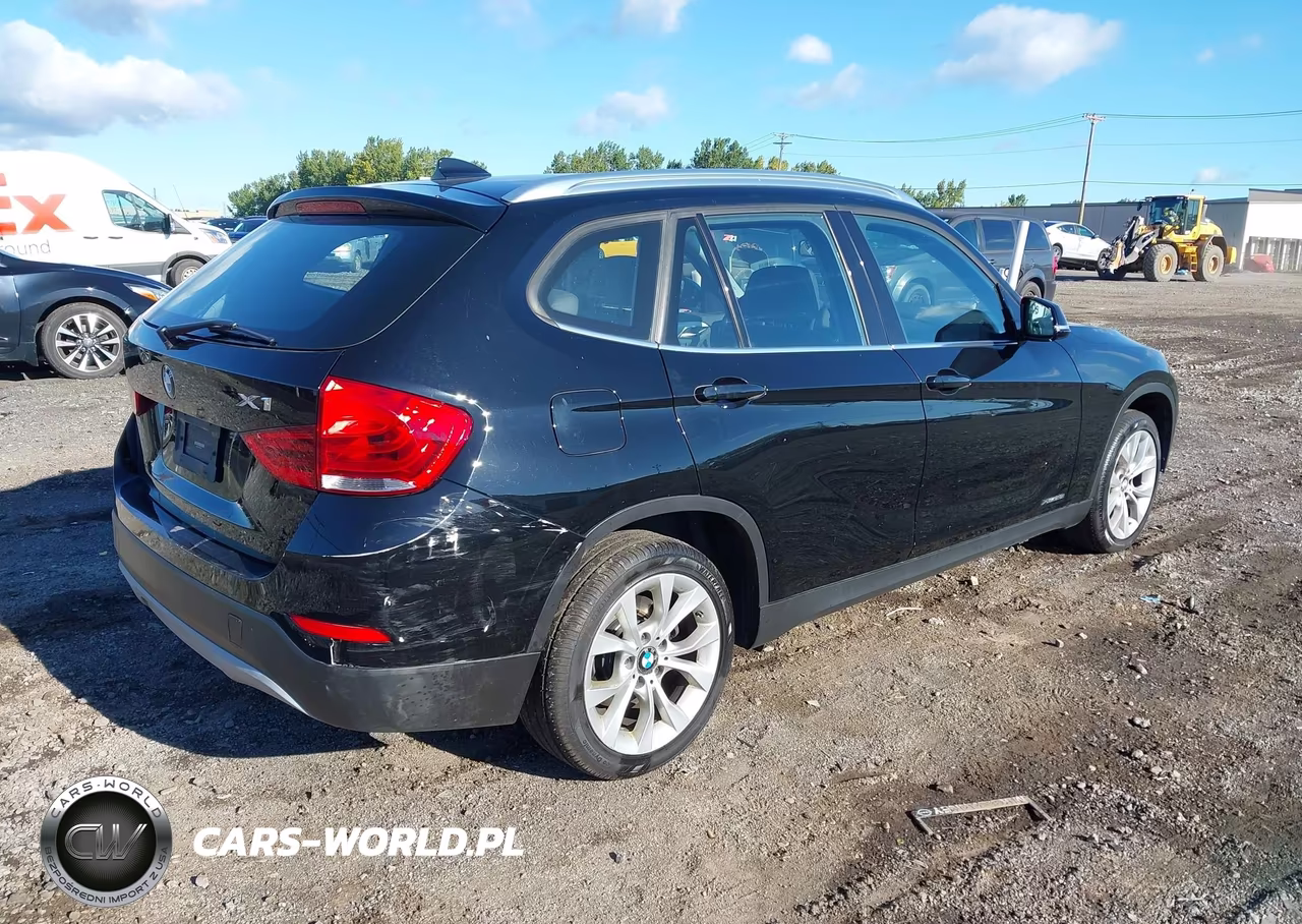 2014 BMW X1 xDrive28I VIN:WBAVL1C50EVY21231 - 4