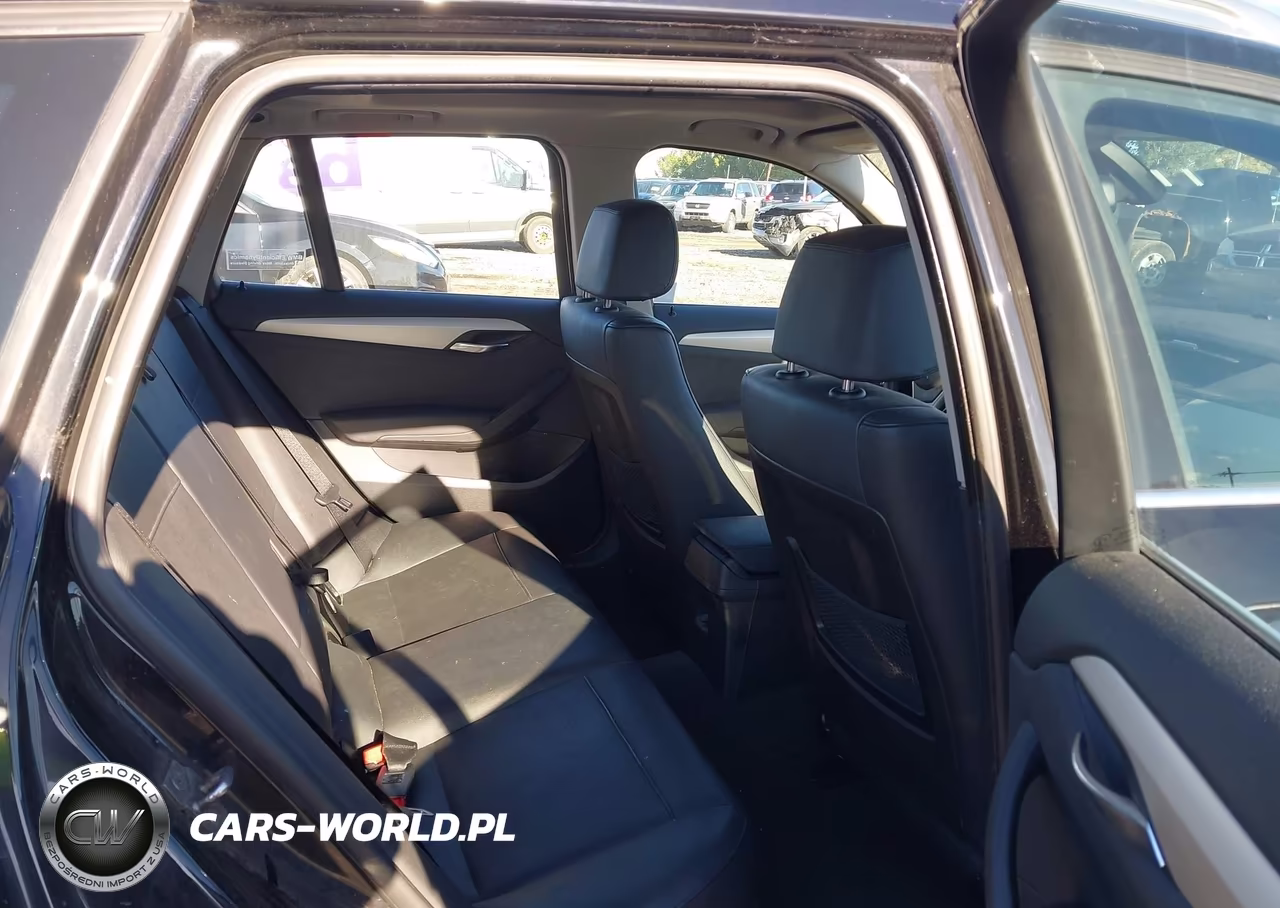2014 BMW X1 xDrive28I VIN:WBAVL1C50EVY21231 - 8