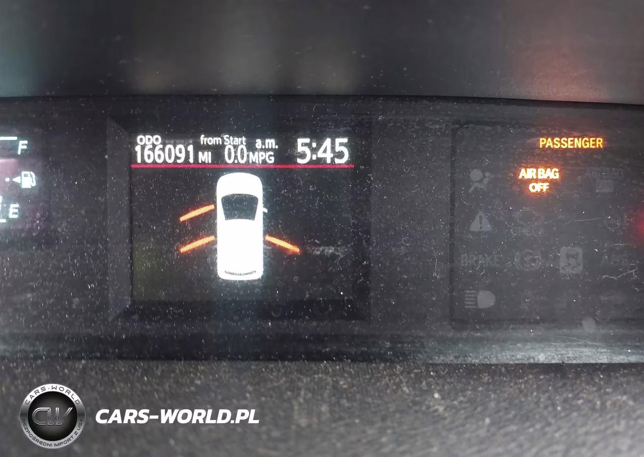 2014 Toyota Prius C Four VIN:JTDKDTB37E1063734 - 7