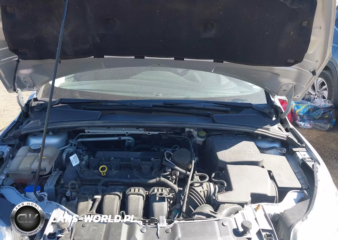 2012 Ford Focus Se VIN:1FAHP3F23CL396054 - 10