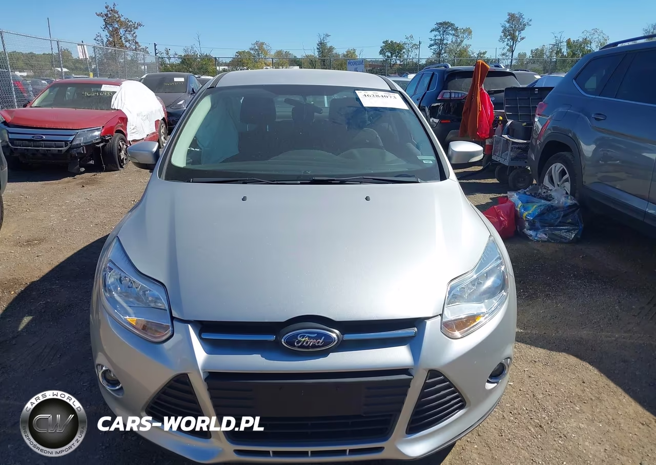 2012 Ford Focus Se VIN:1FAHP3F23CL396054 - 12