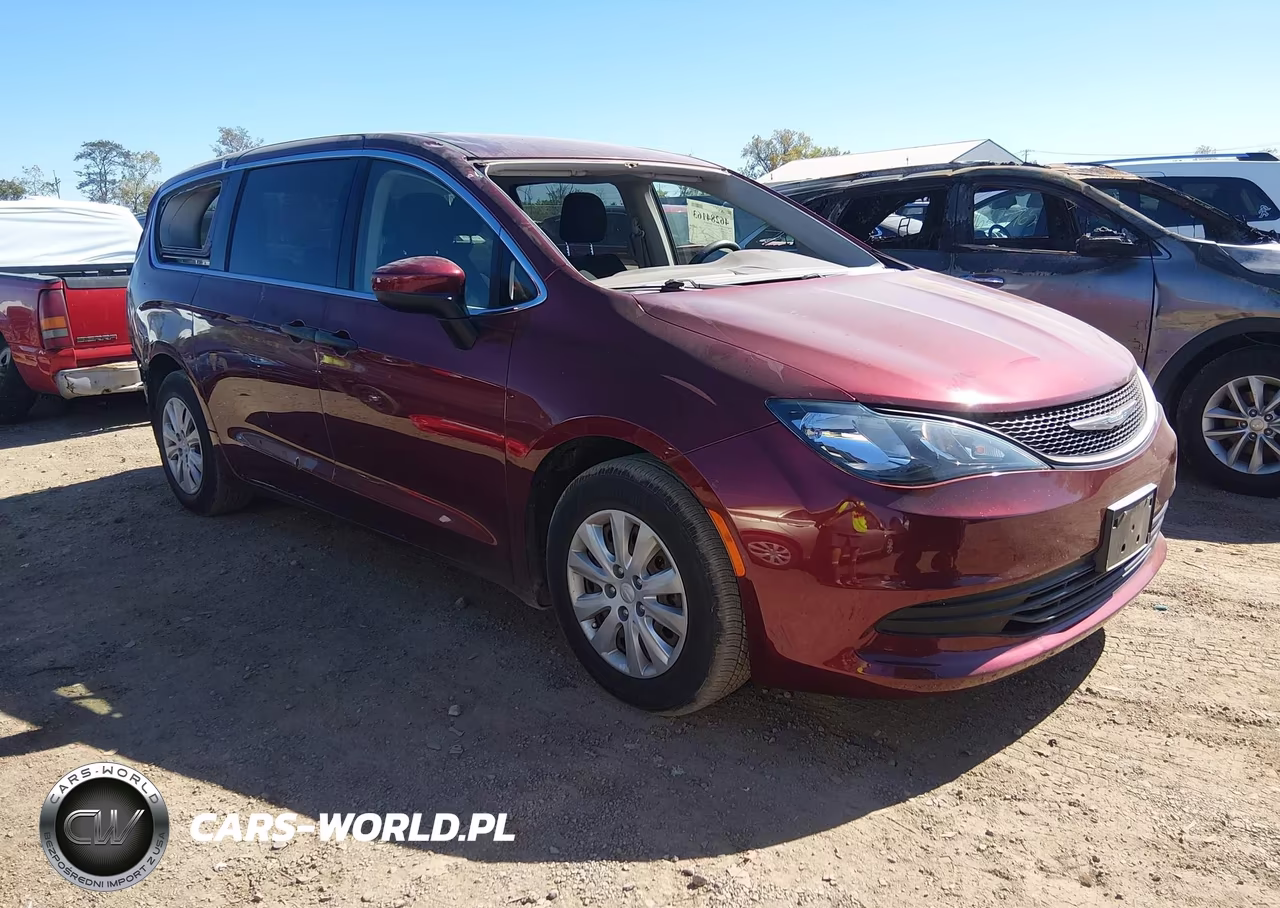 2018 Chrysler Pacifica L VIN:2C4RC1AG8JR237228 - 1