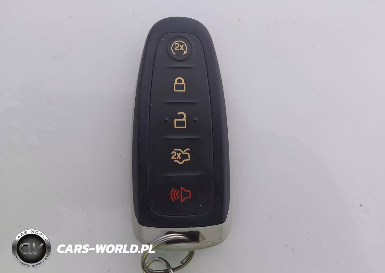 2017 Ford Escape Titanium VIN:1FMCU9J92HUA33326 - 11