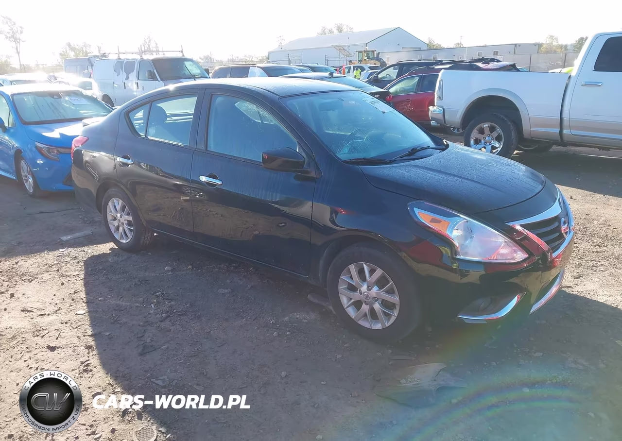 2018 Nissan Versa 1.6 Sv – zdjęcie 1 z 11