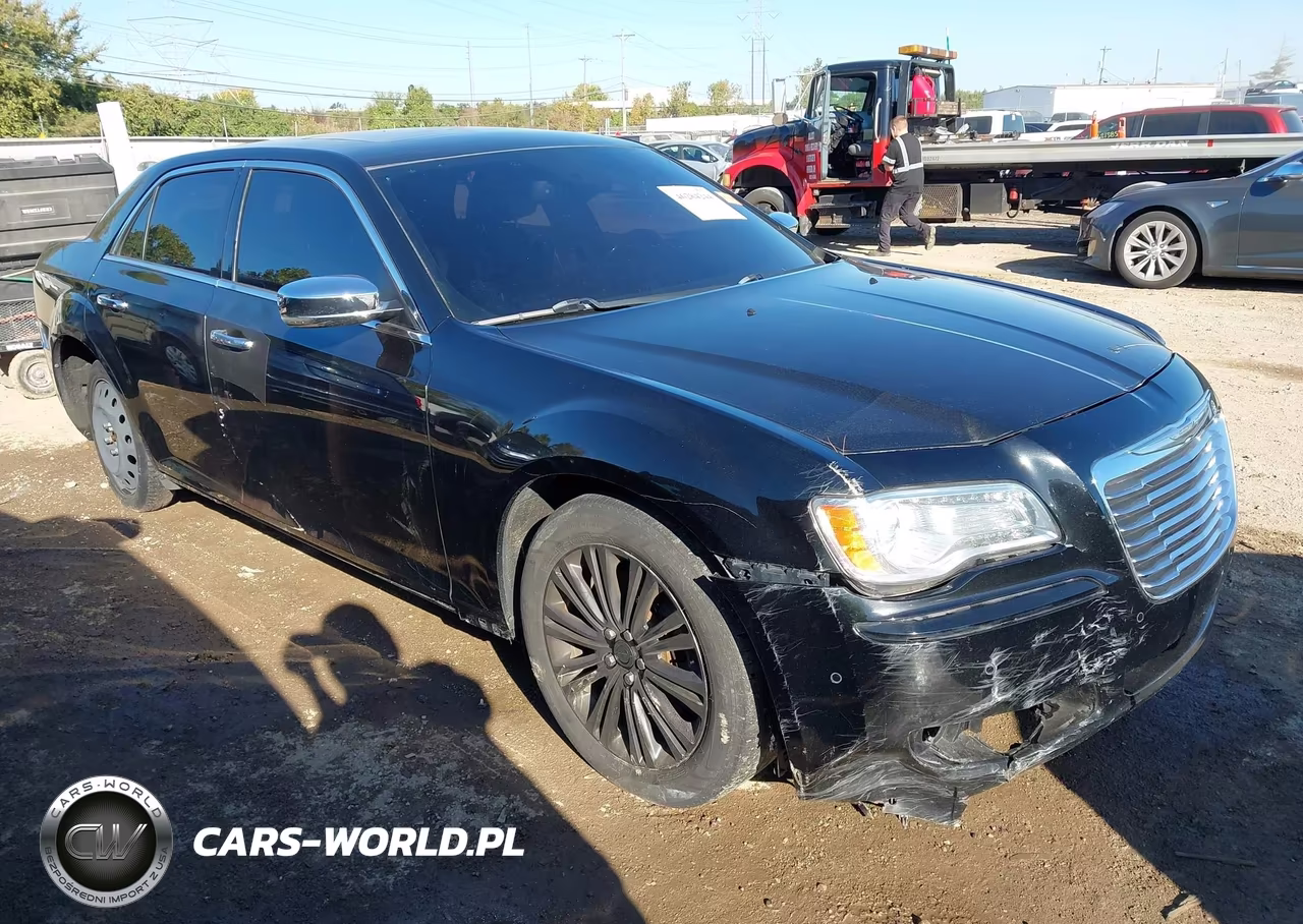 2013 Chrysler 300C Awd – zdjęcie 1 z 16