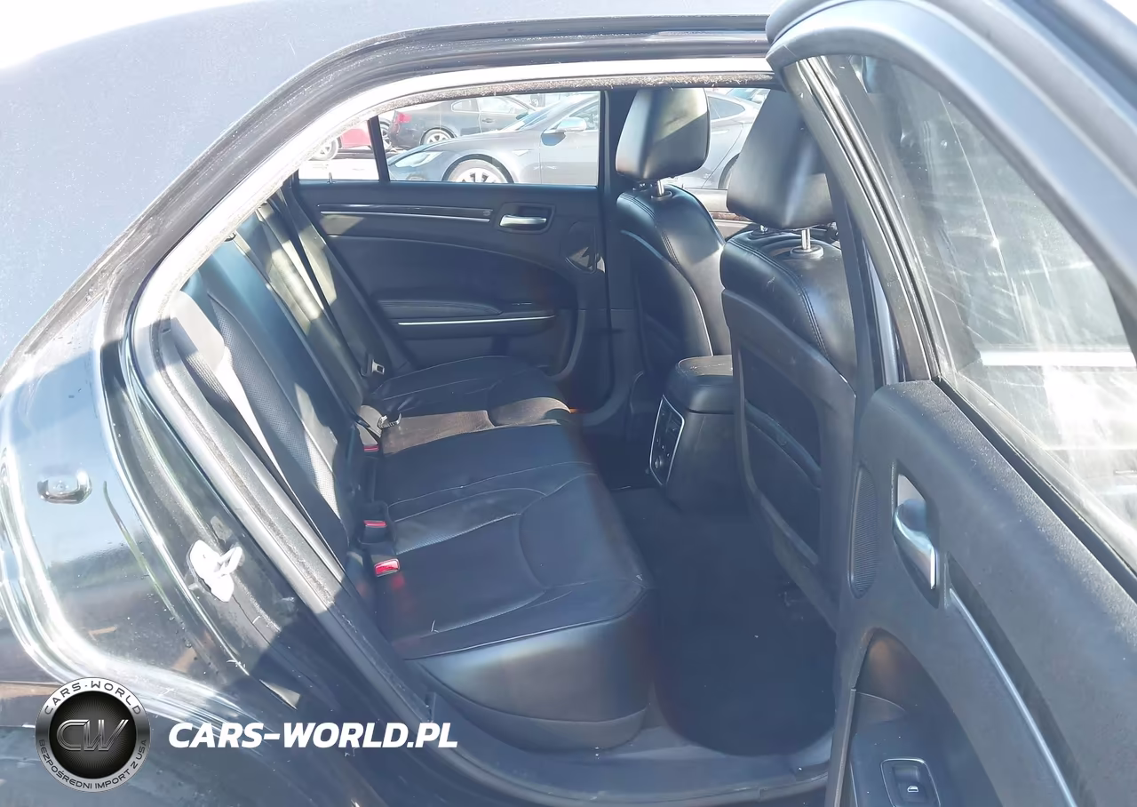 2013 Chrysler 300C Awd VIN:2C3CCAKT4DH683327 - 8
