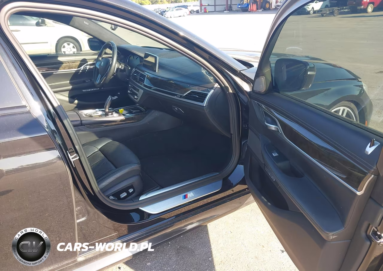 2018 BMW Alpina B7 xDrive VIN:WBA7F2C52JG423720 - 5