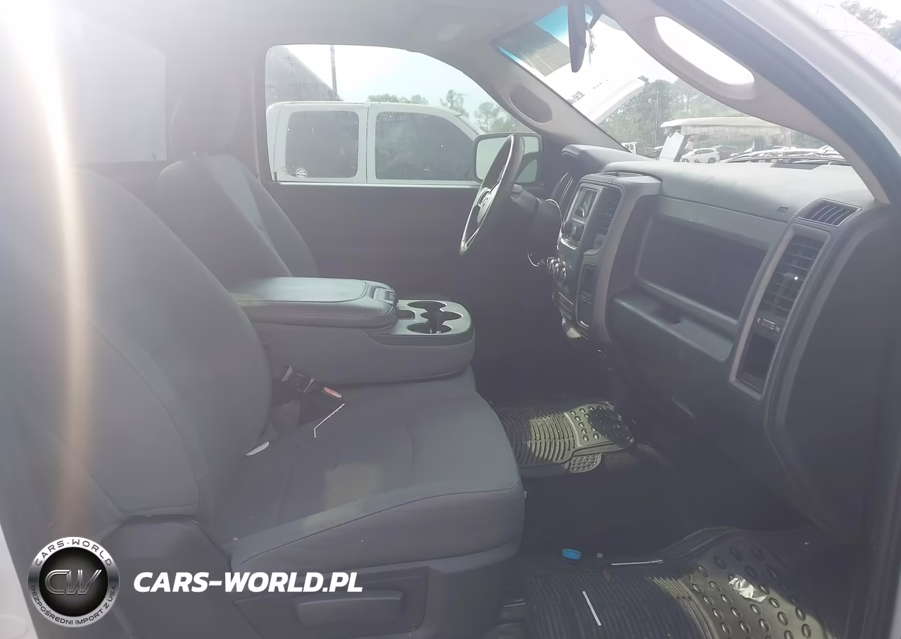 2016 Ram 1500 Tradesman VIN:3C6JR6AGXGG289569 - 5