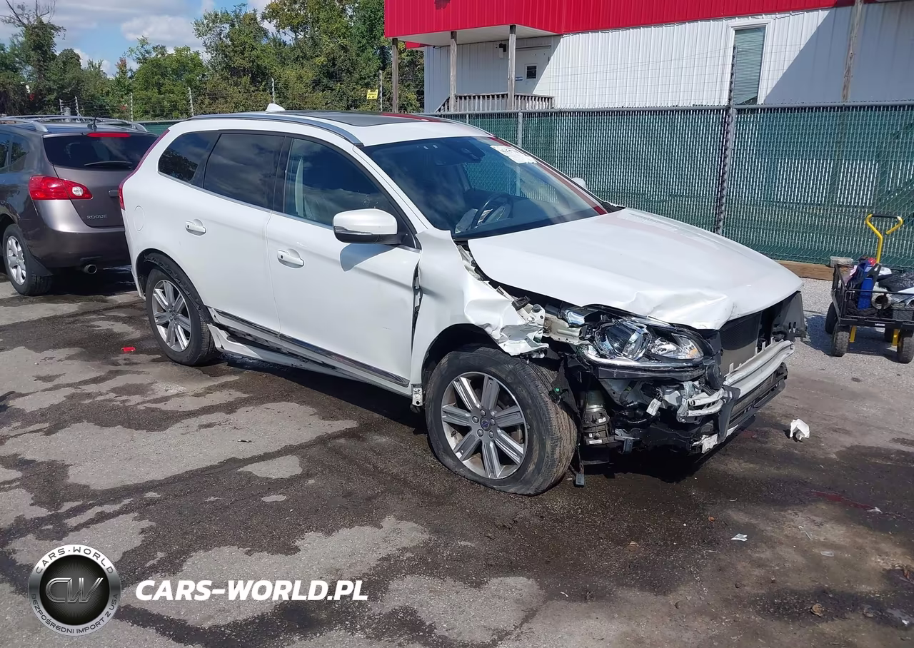2017 Volvo Xc60 T5 Inscription – zdjęcie 1 z 17