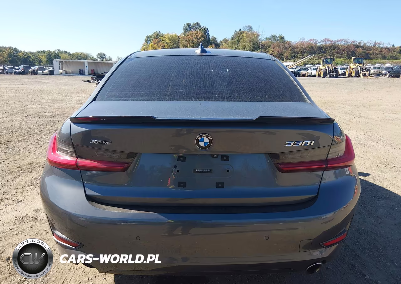 2020 BMW 330I xDrive VIN:3MW5R7J02L8B31439 - 15