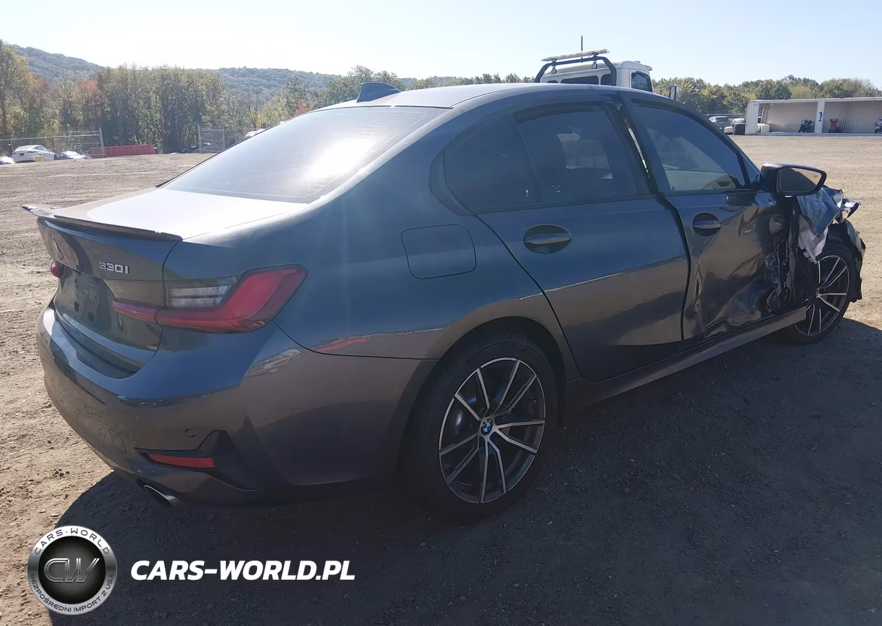 2020 BMW 330I xDrive VIN:3MW5R7J02L8B31439 - 4