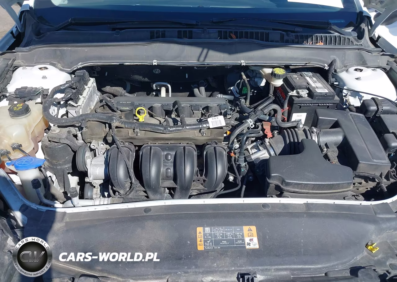 2016 Ford Fusion S VIN:3FA6P0G76GR152261 - 10