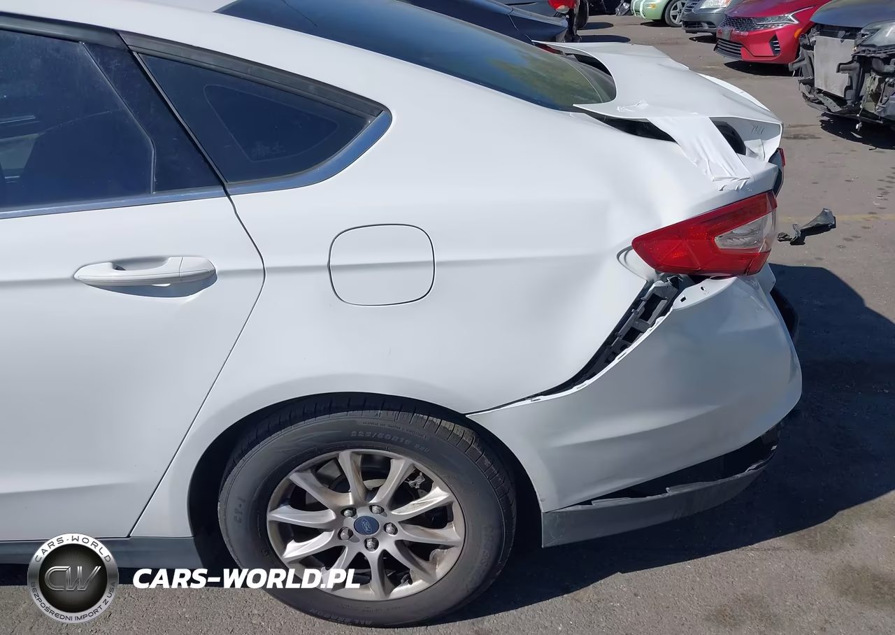 2016 Ford Fusion S VIN:3FA6P0G76GR152261 - 14