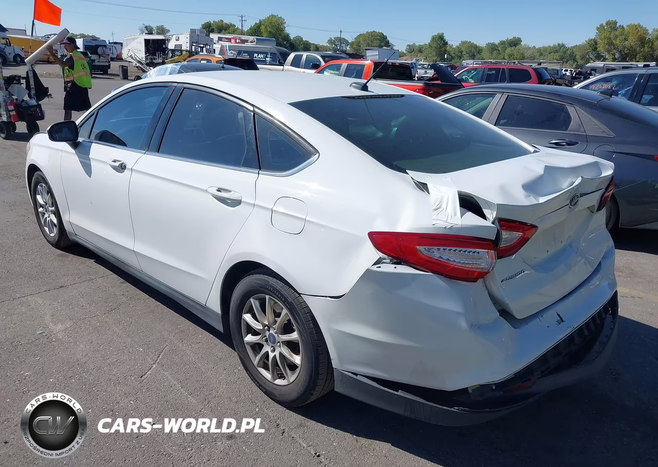 2016 Ford Fusion S VIN:3FA6P0G76GR152261 - 3