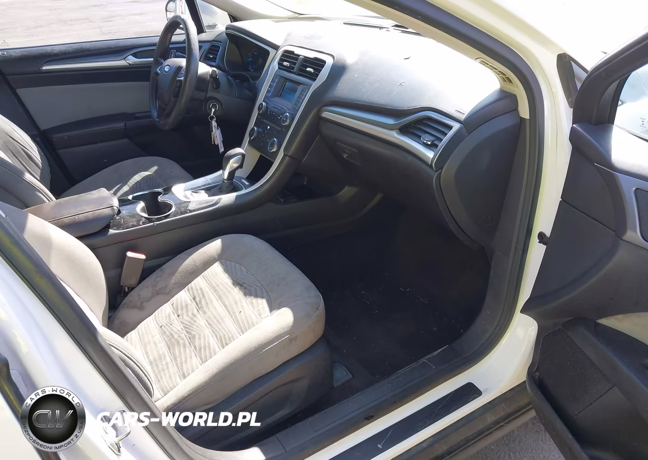2016 Ford Fusion S VIN:3FA6P0G76GR152261 - 5