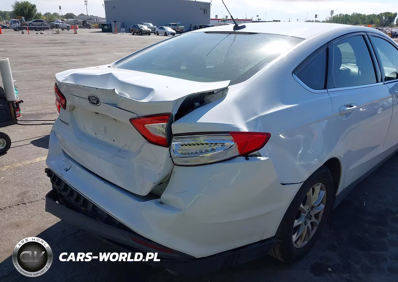 2016 Ford Fusion S VIN:3FA6P0G76GR152261 - 6