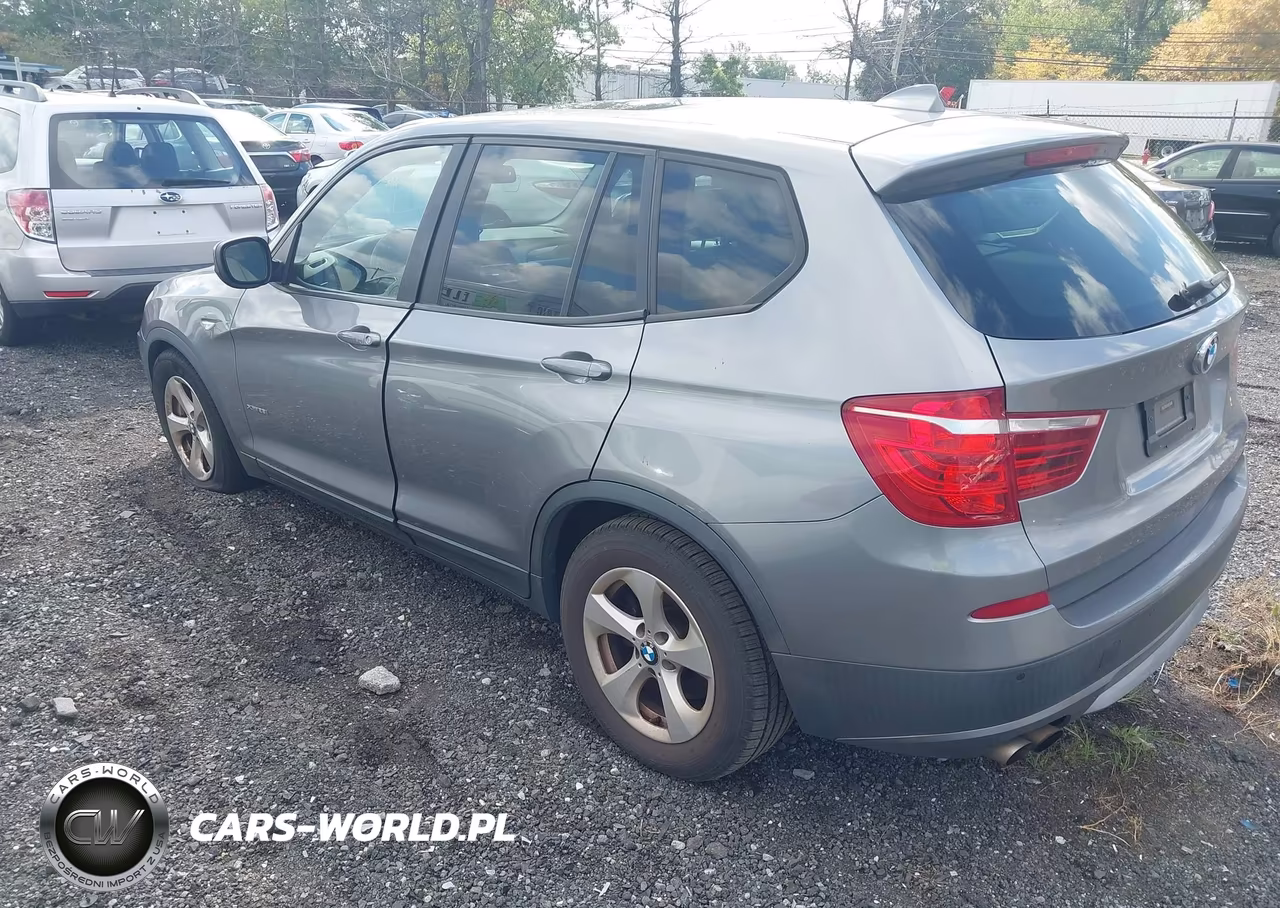 2011 BMW X3 xDrive28I VIN:5UXWX5C58BL701542 - 3