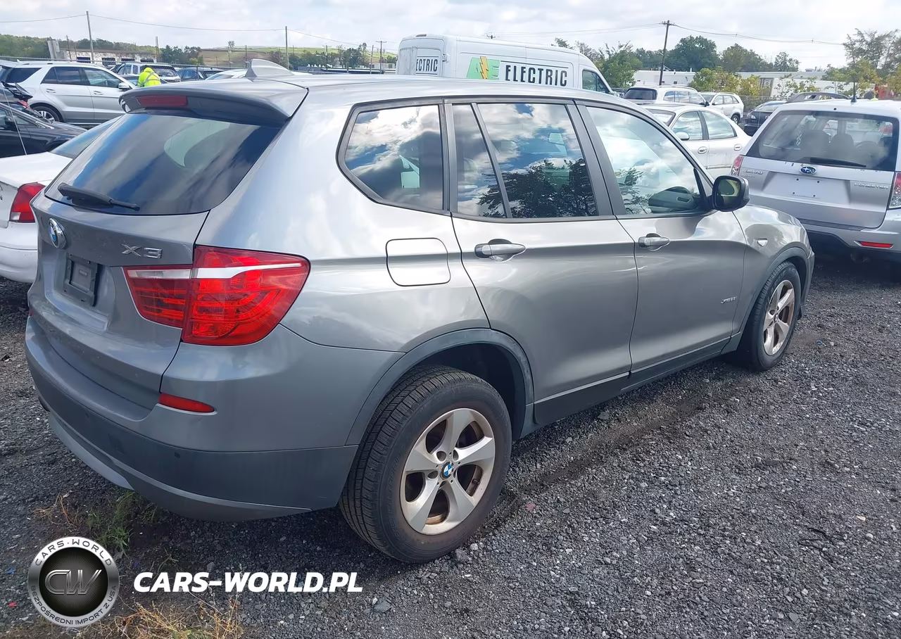 2011 BMW X3 xDrive28I VIN:5UXWX5C58BL701542 - 4