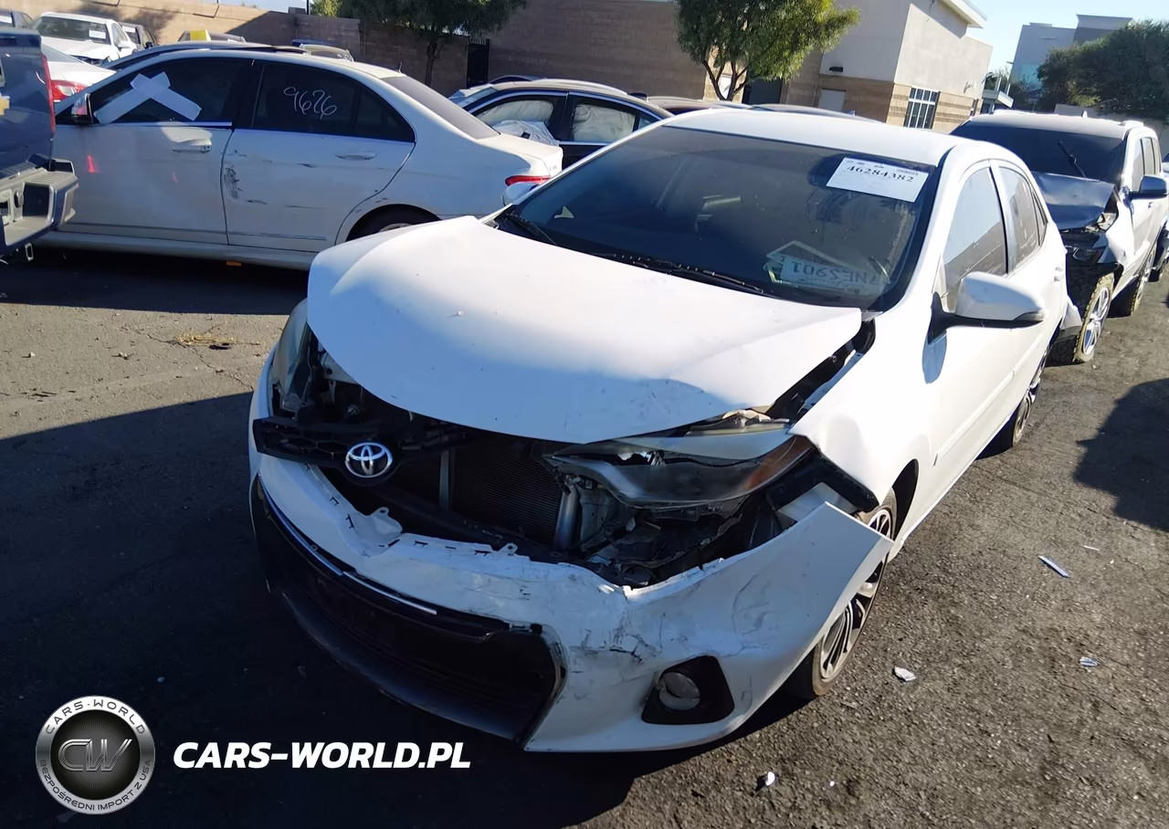 2015 Toyota Corolla S Plus VIN:5YFBURHE4FP361795 - 6