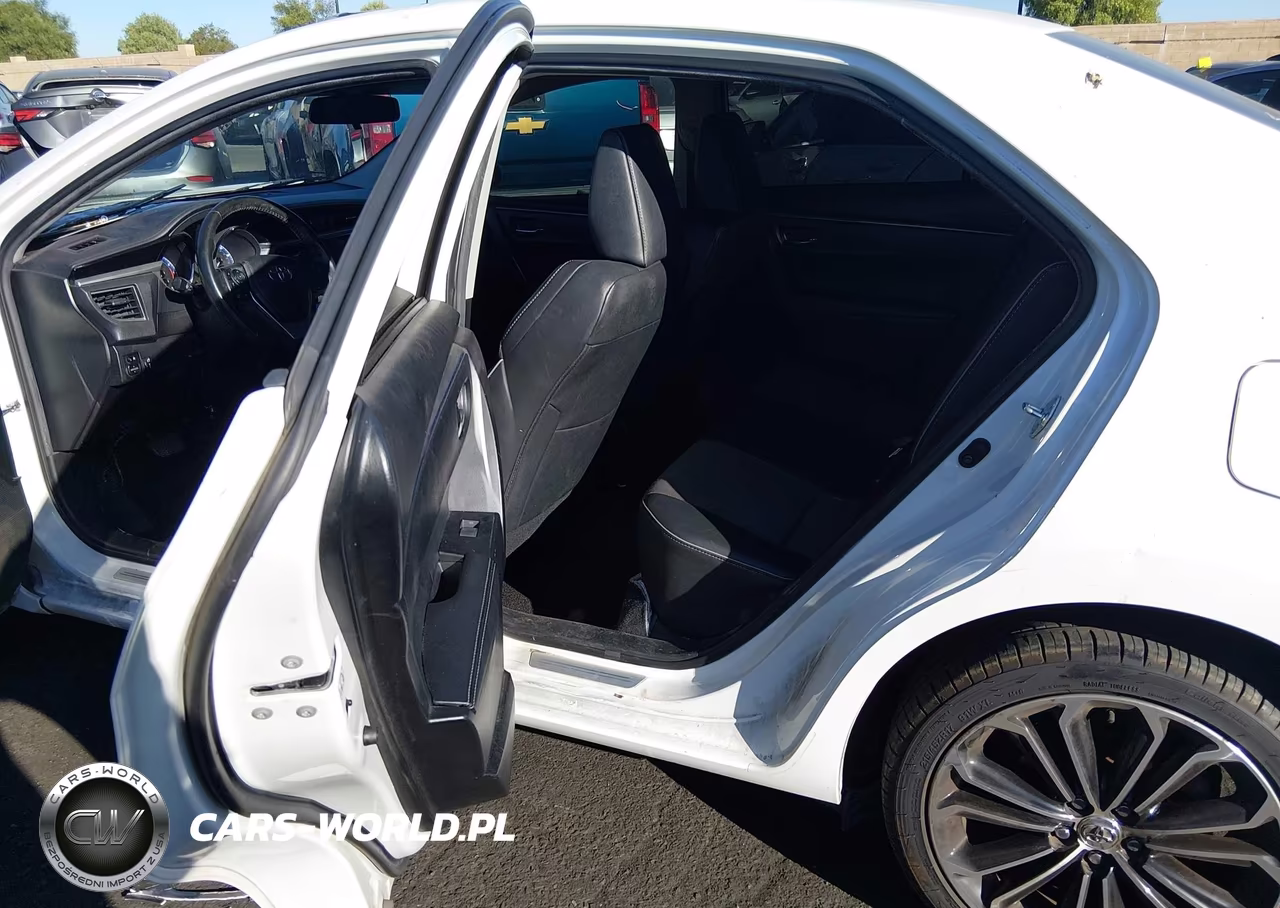2015 Toyota Corolla S Plus VIN:5YFBURHE4FP361795 - 8