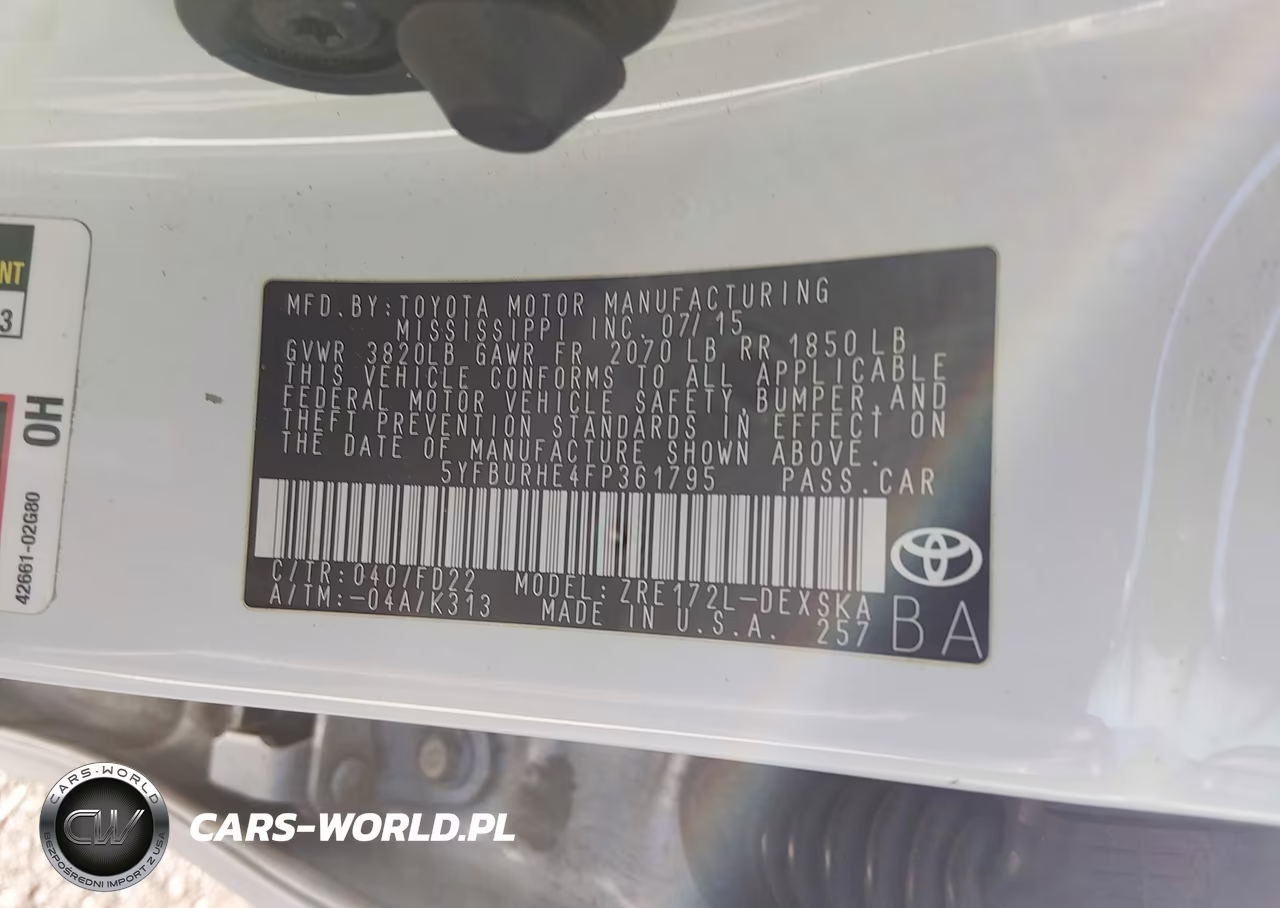 2015 Toyota Corolla S Plus VIN:5YFBURHE4FP361795 - 9