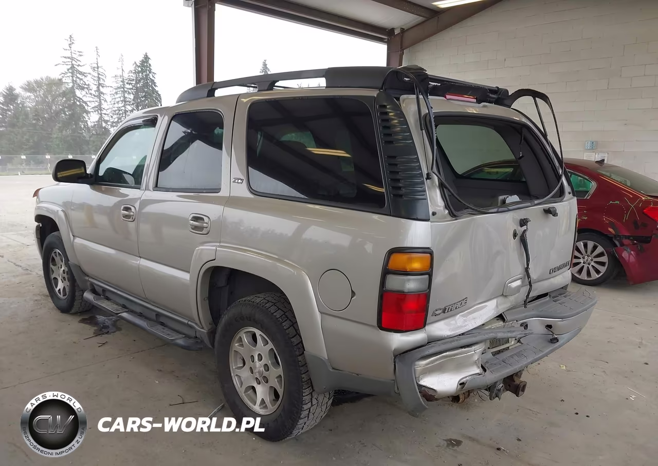 2005 Chevrolet Tahoe Z71 VIN:1GNEK13T35R105038 - 3