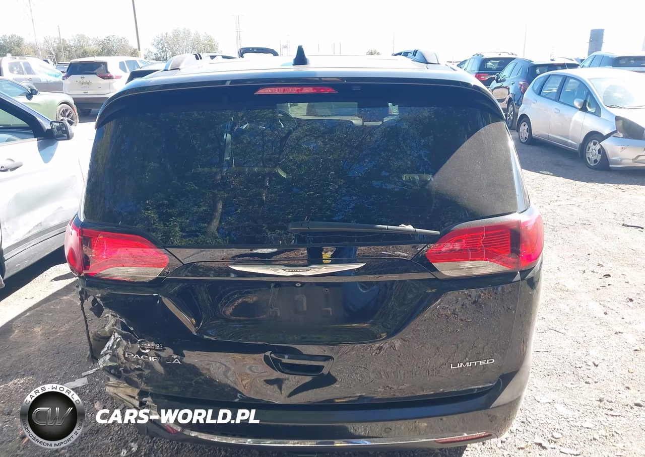 2017 Chrysler Pacifica Limited VIN:2C4RC1GG5HR528190 - 16