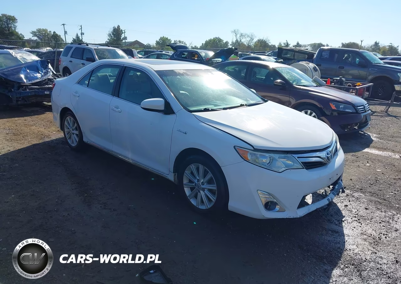2013 Toyota Camry Hybrid Xle