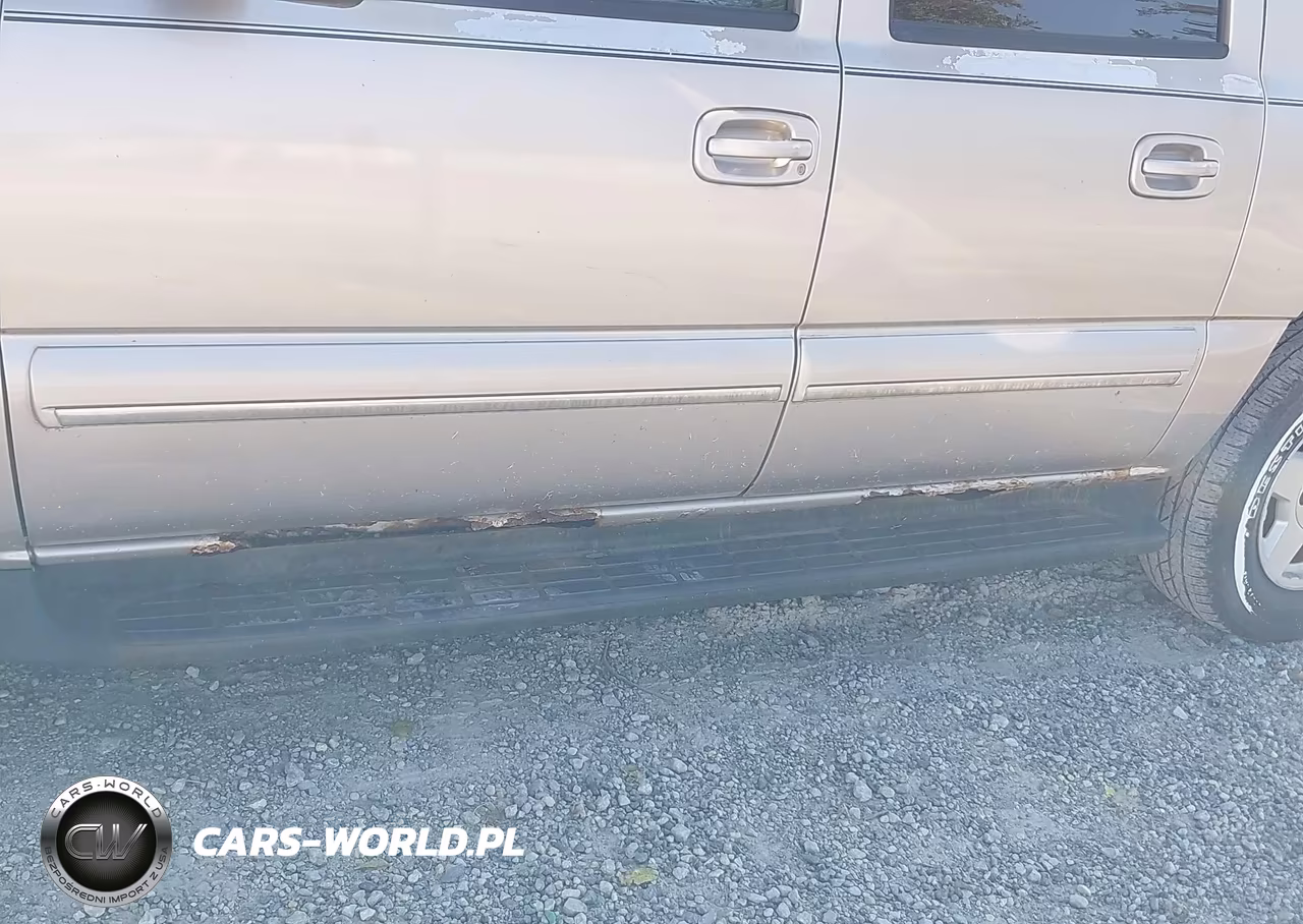2004 Chevrolet Suburban 1500 Lt VIN:1GNFK16Z44J142472 - 12