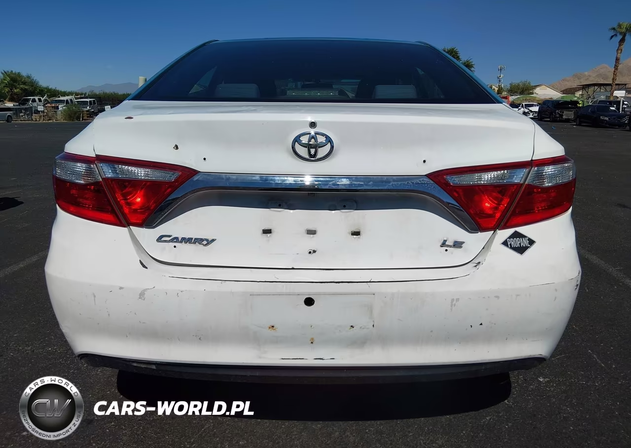 2016 Toyota Camry Le VIN:4T4BF1FK0GR530091 - 16