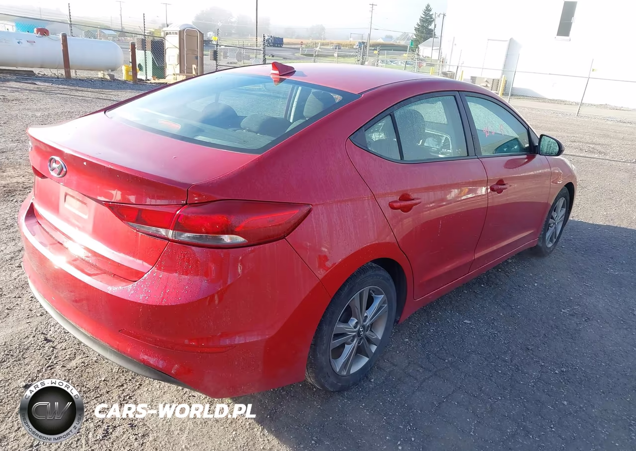 2017 Hyundai Elantra Value Edition VIN:5NPD84LF7HH120328 - 4