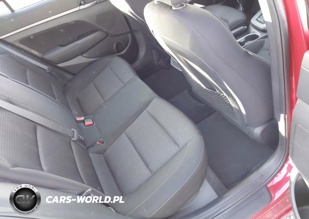 2017 Hyundai Elantra Value Edition VIN:5NPD84LF7HH120328 - 8