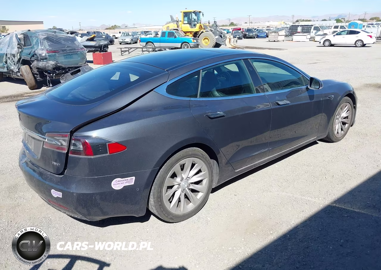 2018 Tesla Model S 100D-75D-P100D VIN:5YJSA1E28JF285409 - 4