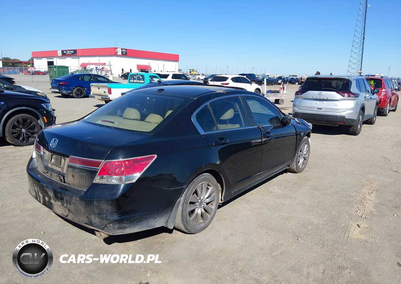 2011 Honda Accord 2.4 Ex-L VIN:1HGCP2F88BA152415 - 4