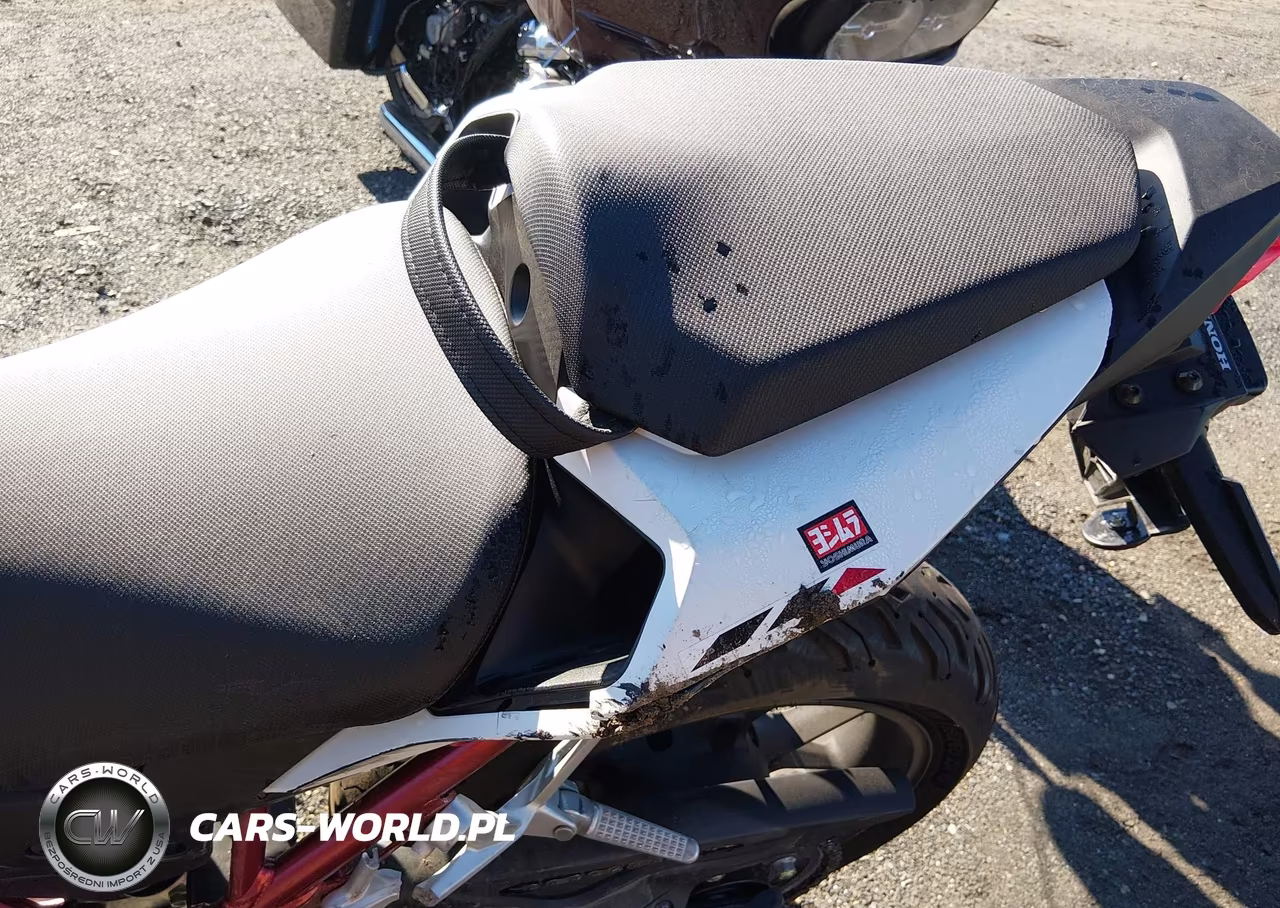 2025 Honda Cb750 A VIN:JH2RH2404SK000278 - 17