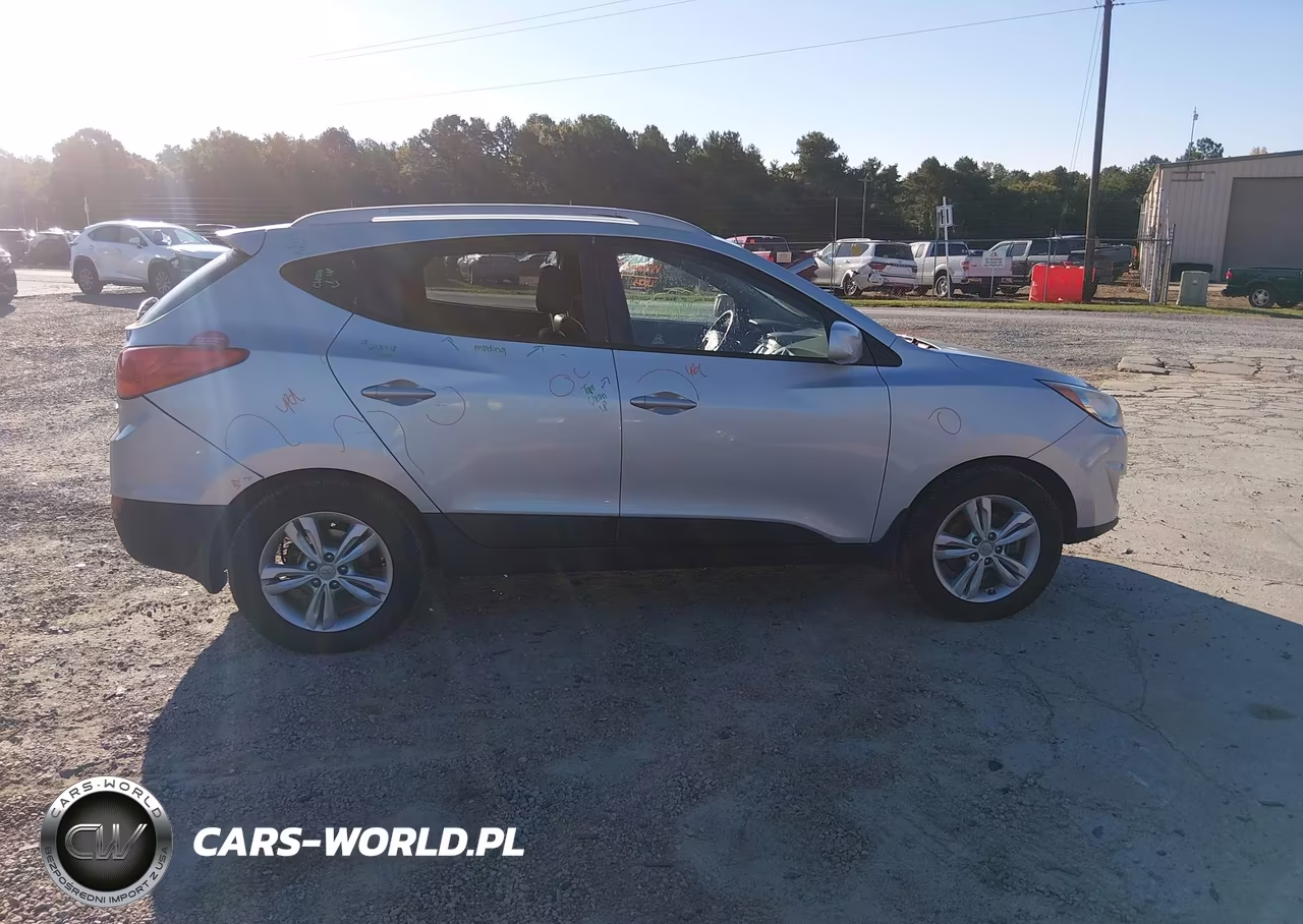 2011 Hyundai Tucson Gls VIN:KM8JUCAC8BU309208 - 13