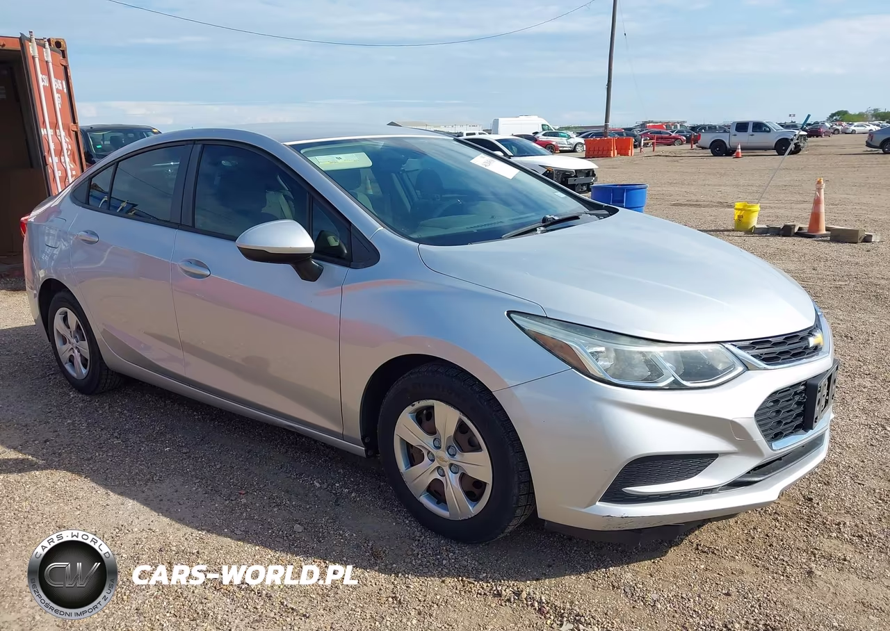 2017 Chevrolet Cruze Ls Auto VIN:1G1BC5SM7H7212113 - 1