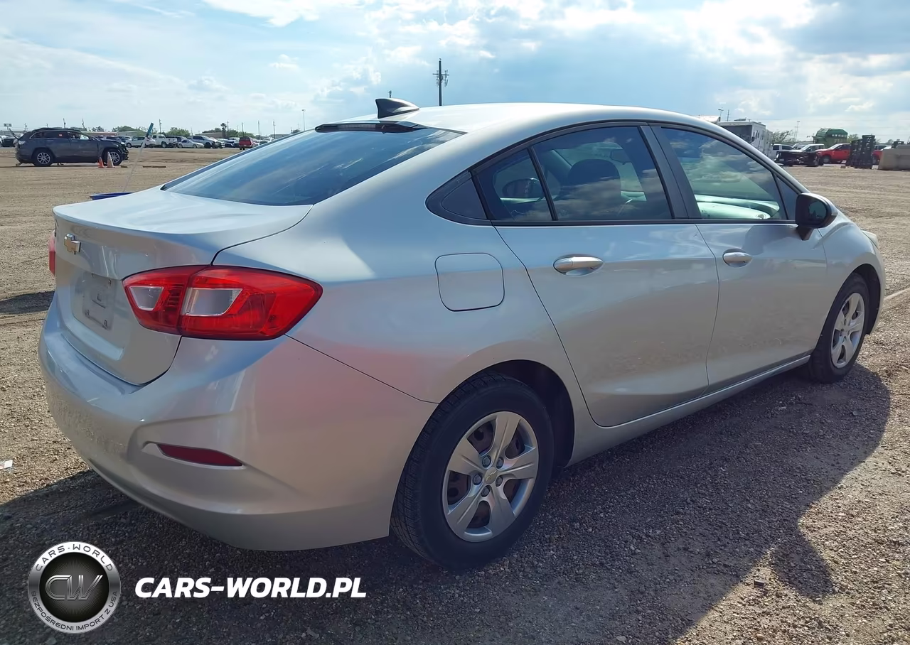 2017 Chevrolet Cruze Ls Auto VIN:1G1BC5SM7H7212113 - 4