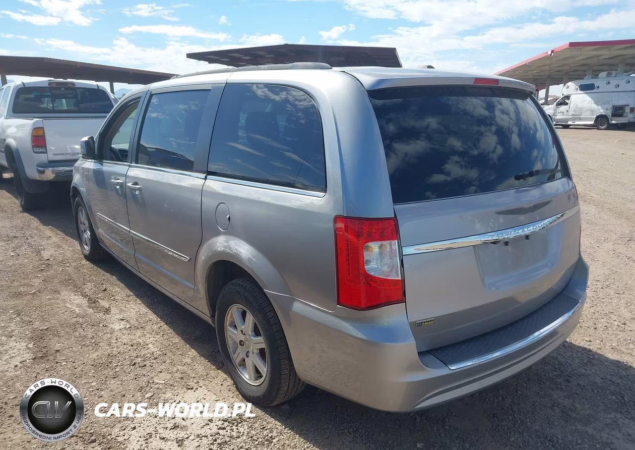 2013 Chrysler Town & Country Touring VIN:2C4RC1BG4DR630484 - 3