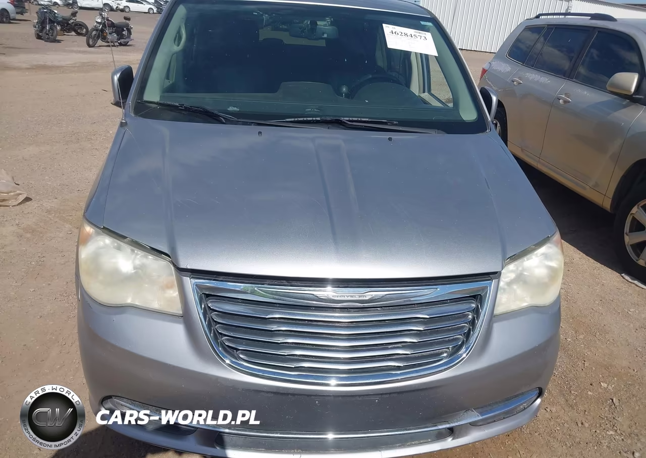 2013 Chrysler Town & Country Touring VIN:2C4RC1BG4DR630484 - 6