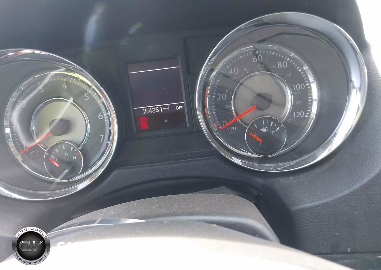 2013 Chrysler Town & Country Touring VIN:2C4RC1BG4DR630484 - 7