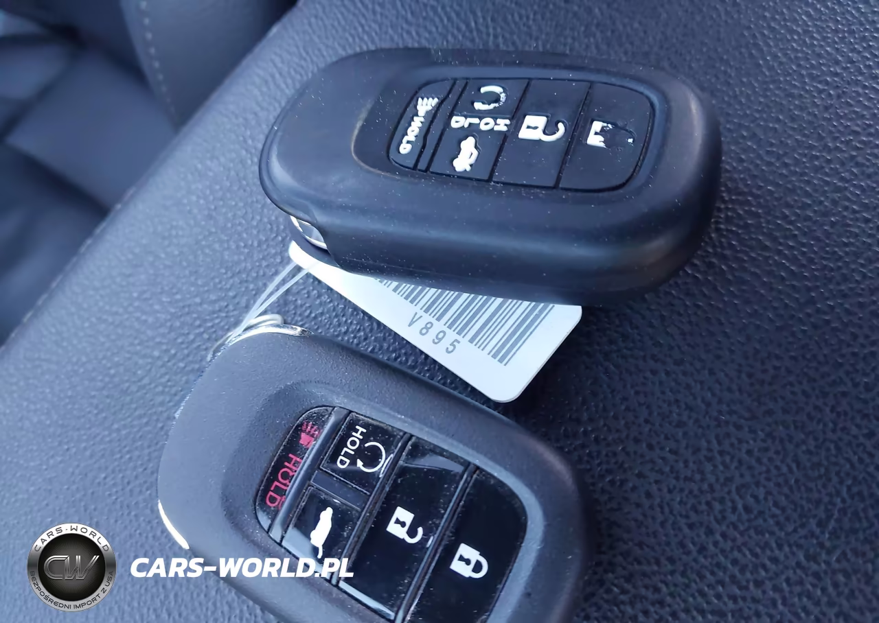 2024 Honda Civic Sport Touring VIN:19XFL1H81RE021218 - 11