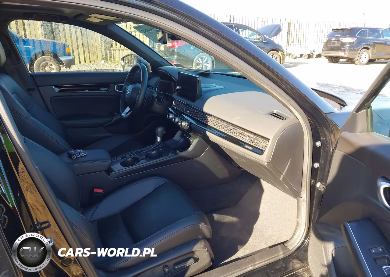 2024 Honda Civic Sport Touring VIN:19XFL1H81RE021218 - 5
