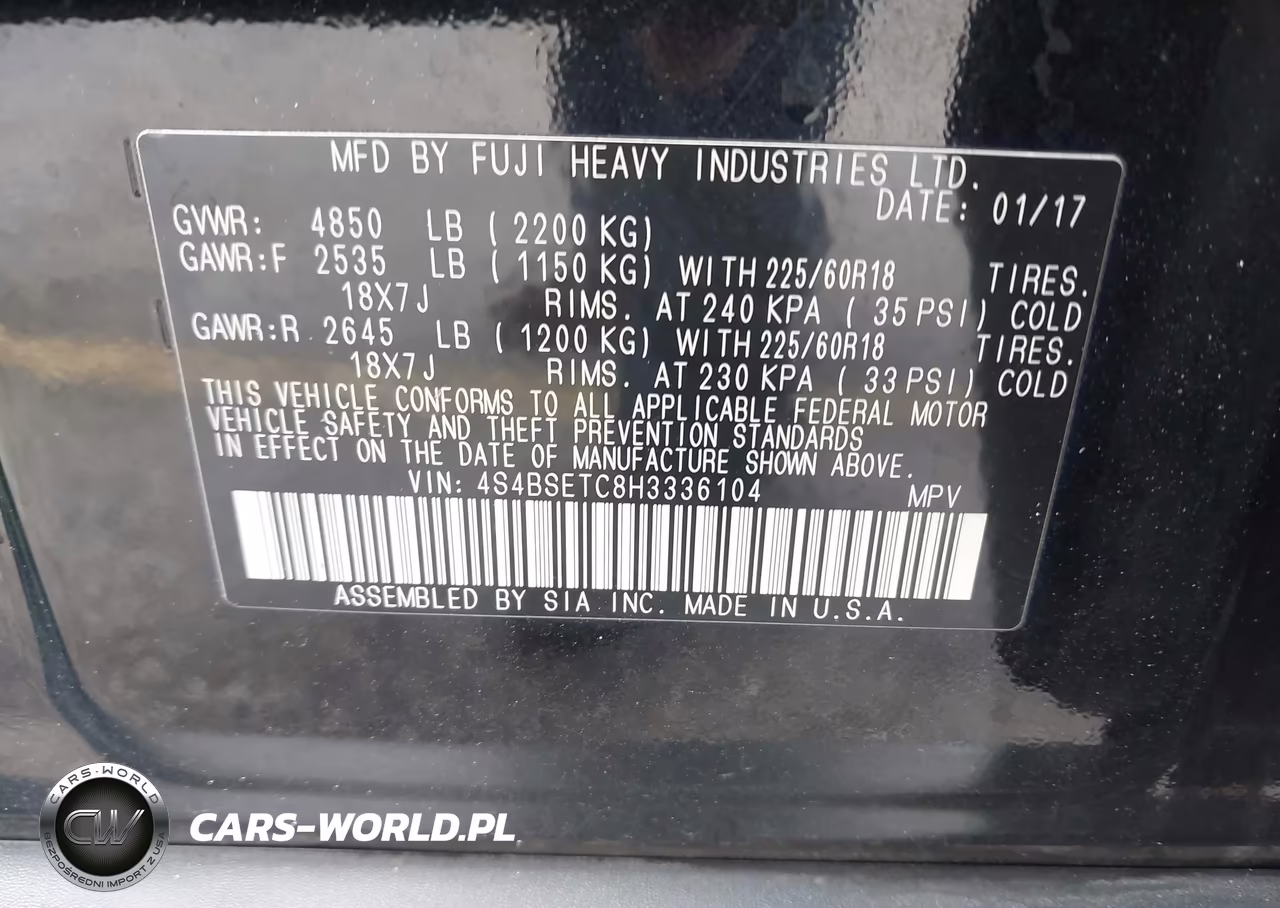 2017 Subaru Outback 3.6R Touring VIN:4S4BSETC8H3336104 - 9