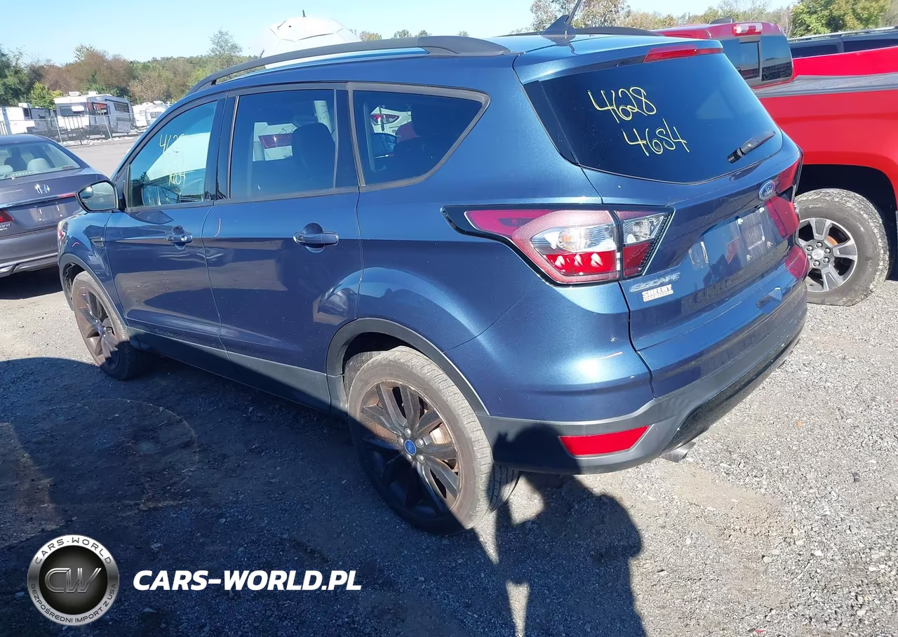2018 Ford Escape Se VIN:1FMCU0GD0JUA53569 - 3