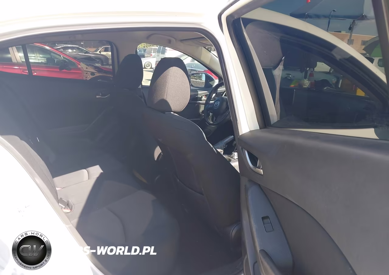 2016 Mazda Mazda3 I Sport VIN:JM1BM1J78G1333551 - 8