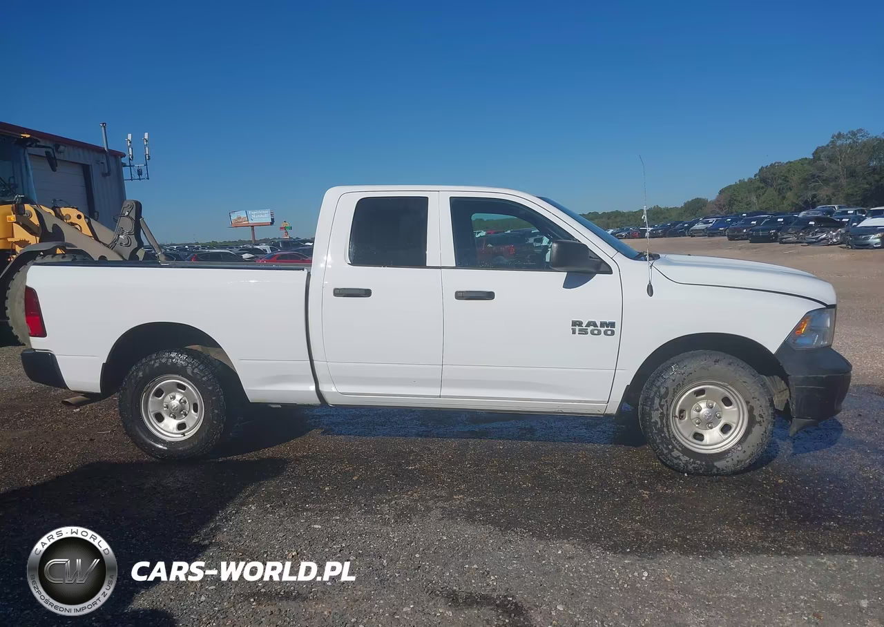2018 Ram 1500 Tradesman 4X4 6'4 Box VIN:1C6RR7FG3JS284408 - 17