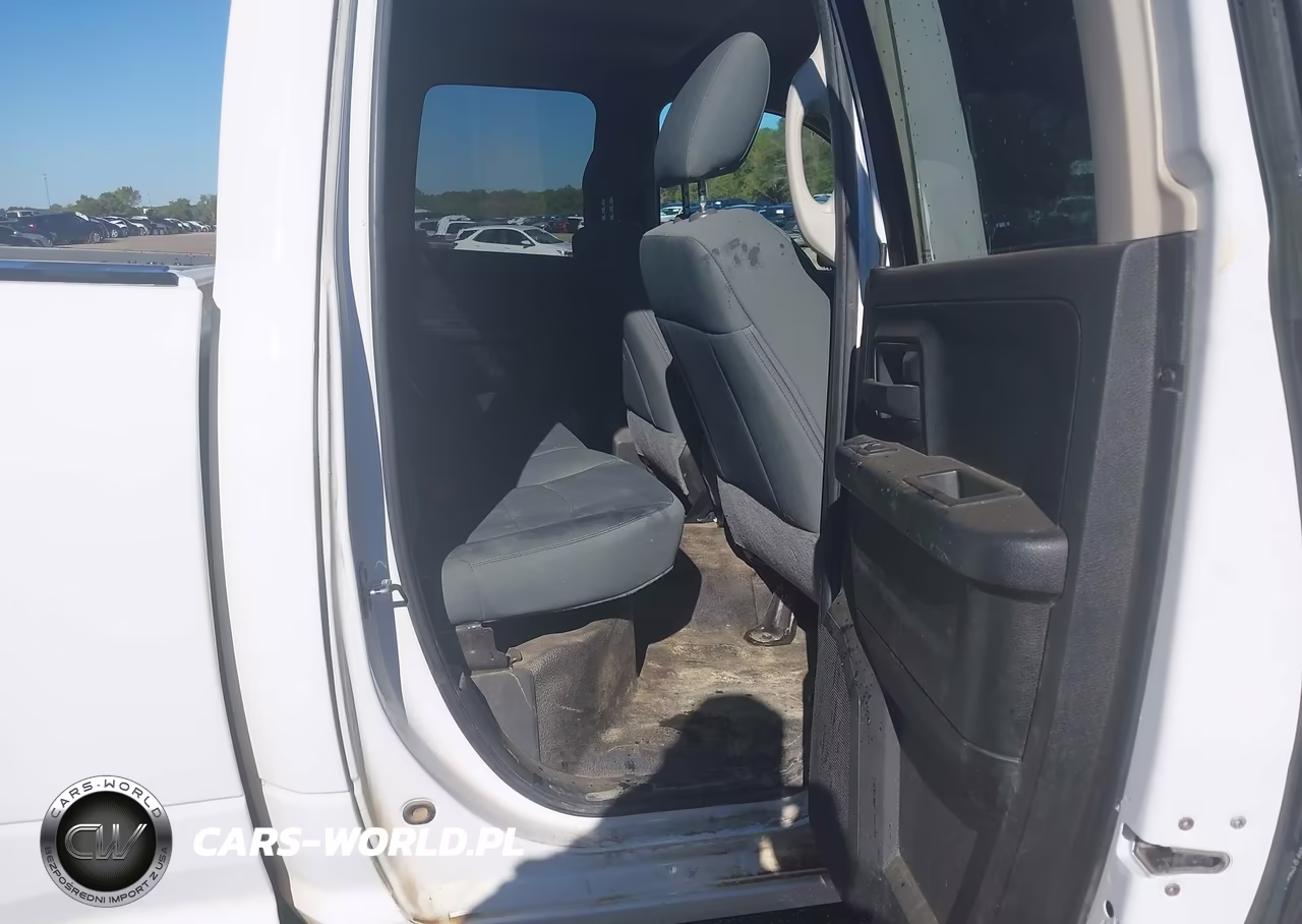 2018 Ram 1500 Tradesman 4X4 6'4 Box VIN:1C6RR7FG3JS284408 - 8
