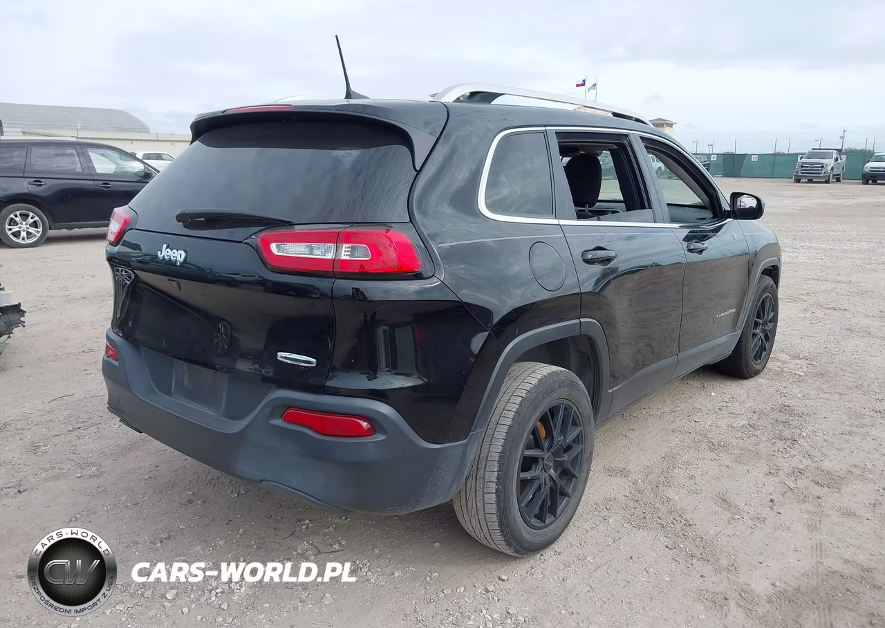 2018 Jeep Cherokee Latitude Fwd VIN:1C4PJLCB5JD510042 - 4