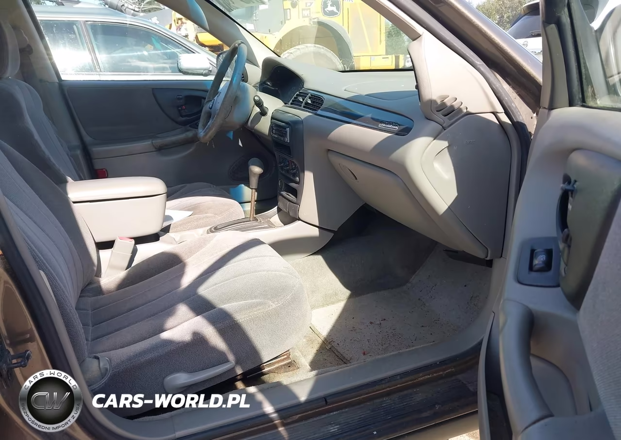 2001 Chevrolet Malibu VIN:1G1ND52J31M647637 - 5